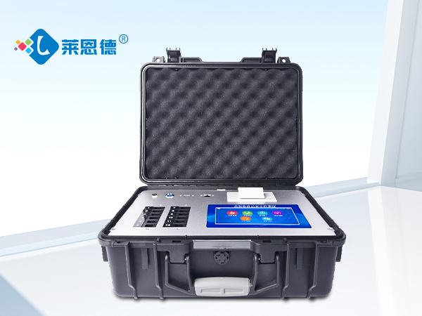 威海翔宇環(huán)?？萍假?gòu)買五參數(shù)食品重金屬檢測(cè)儀